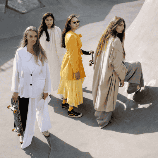 Women's & Girl's Fashion
